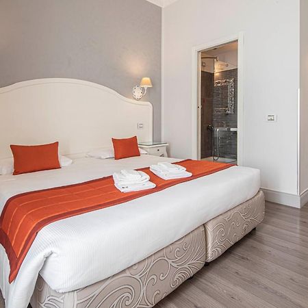 Bed and Breakfast Residenza Castrense Rzym Zewnętrze zdjęcie